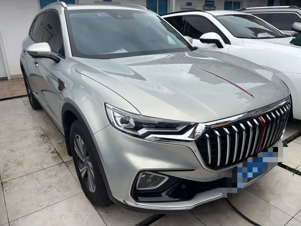 Hongqi HS5