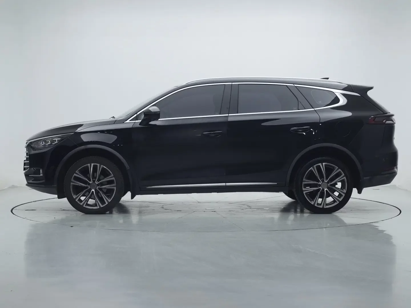 BYD Tang