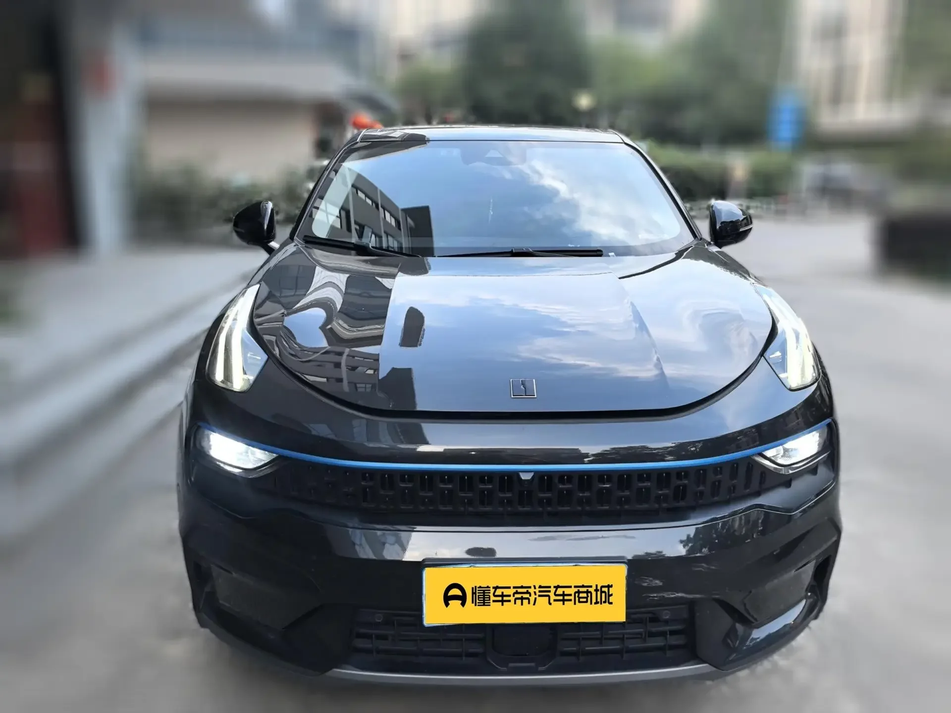 Lynk & Co 05