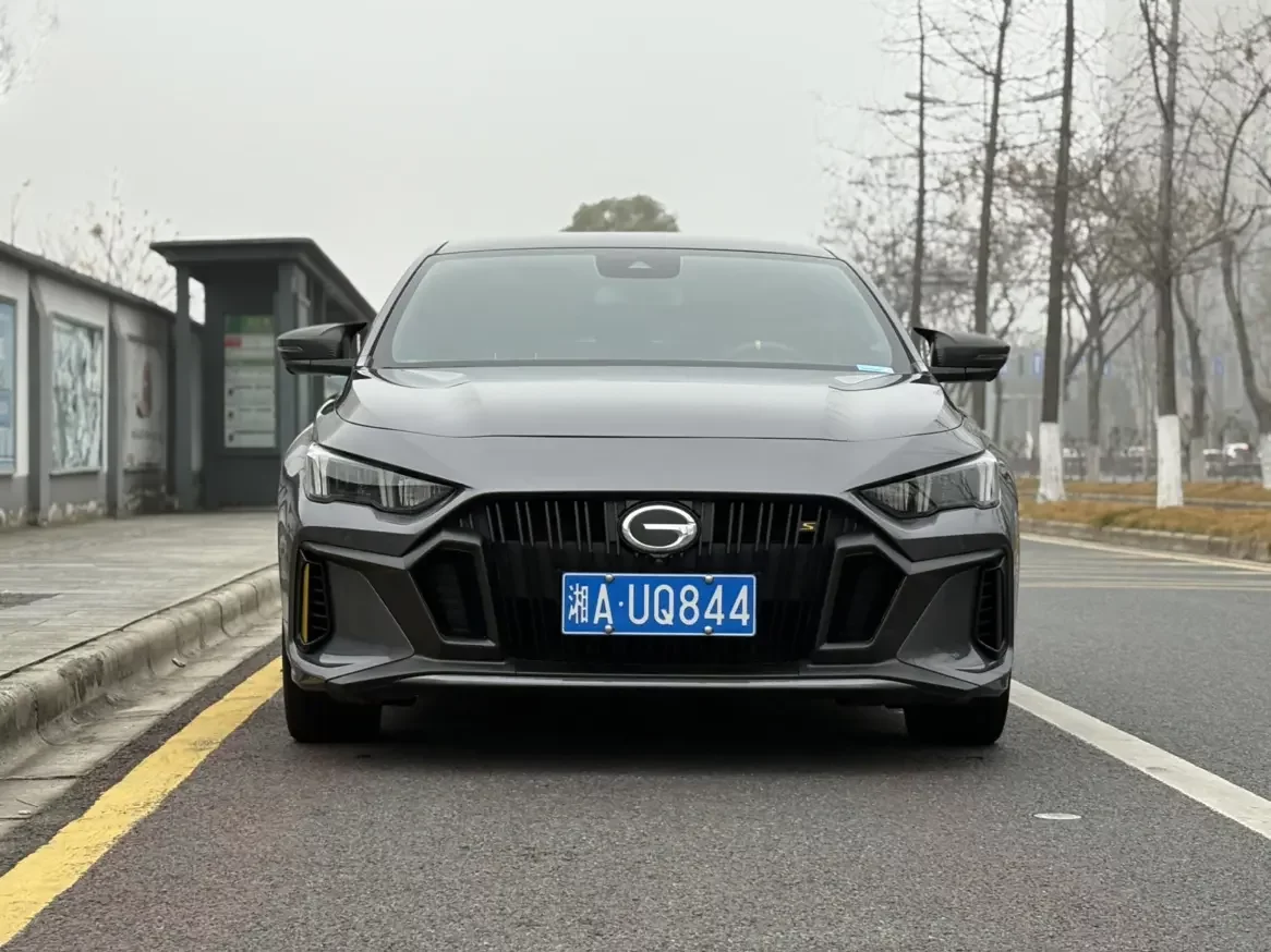 GAC Trumpchi Empow  из Китая