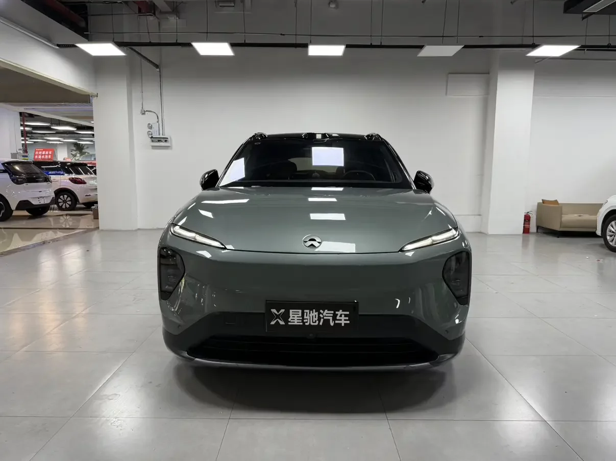 NIO ES7  из Китая