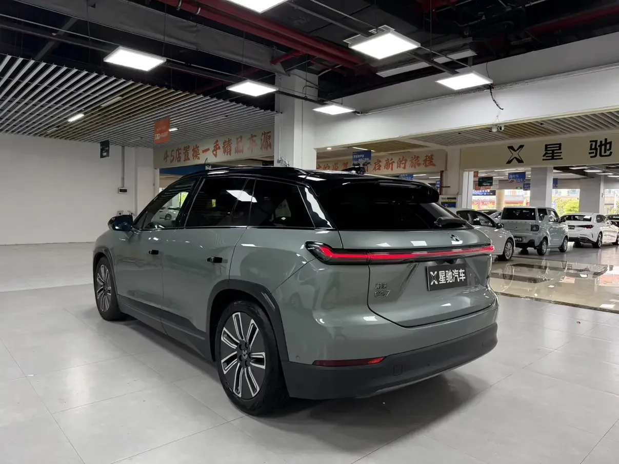 NIO ES7