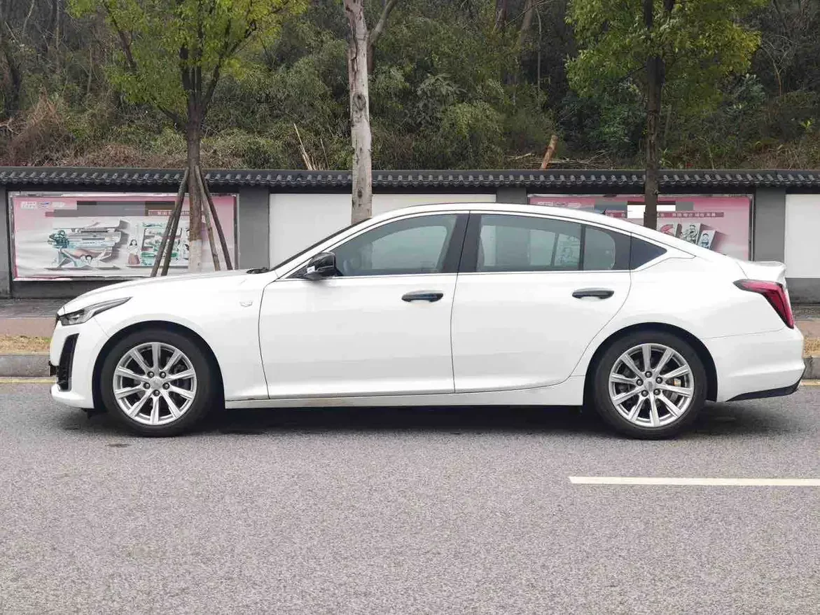 Cadillac CT5