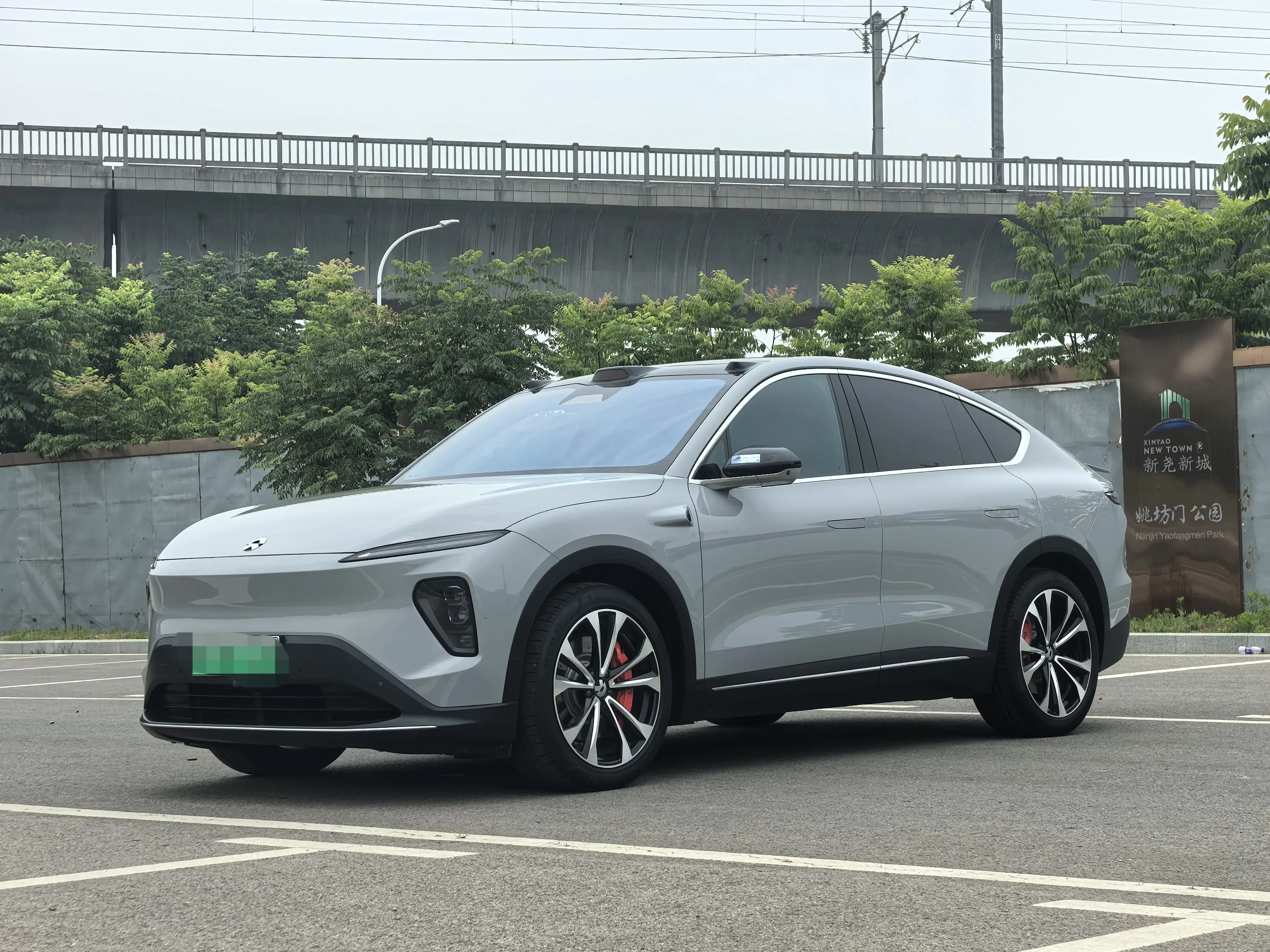NIO EC7  из Китая