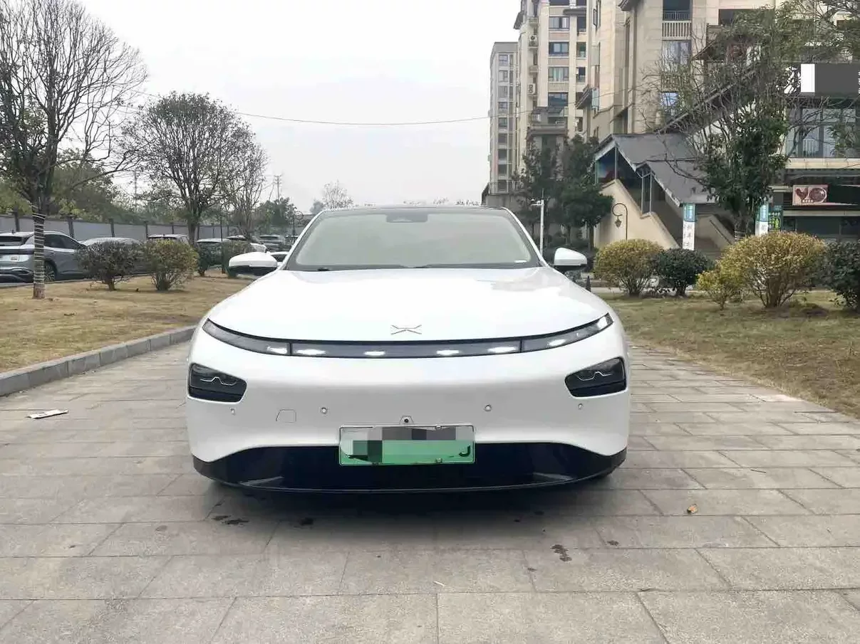 Xpeng P7
