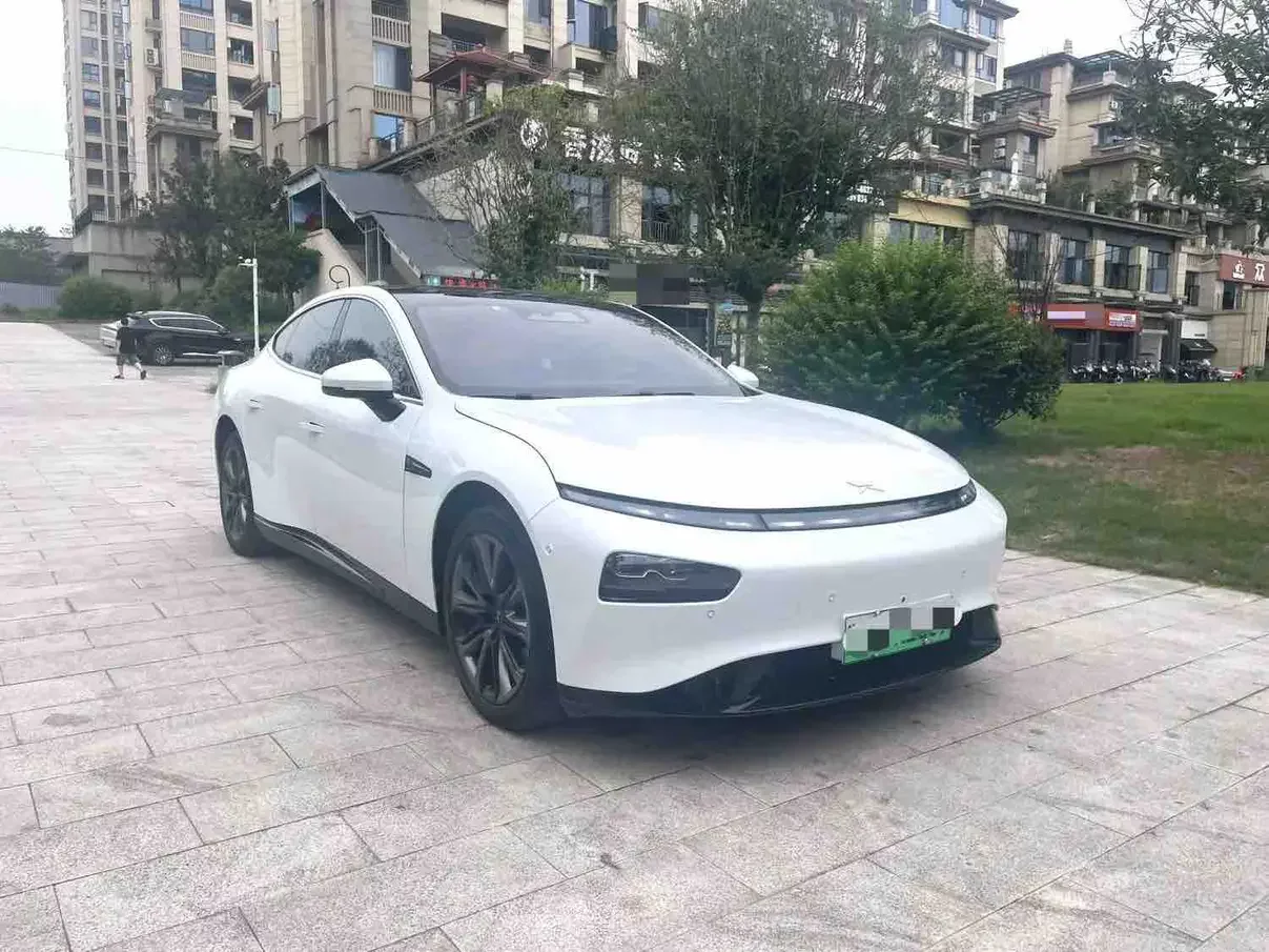 Xpeng P7