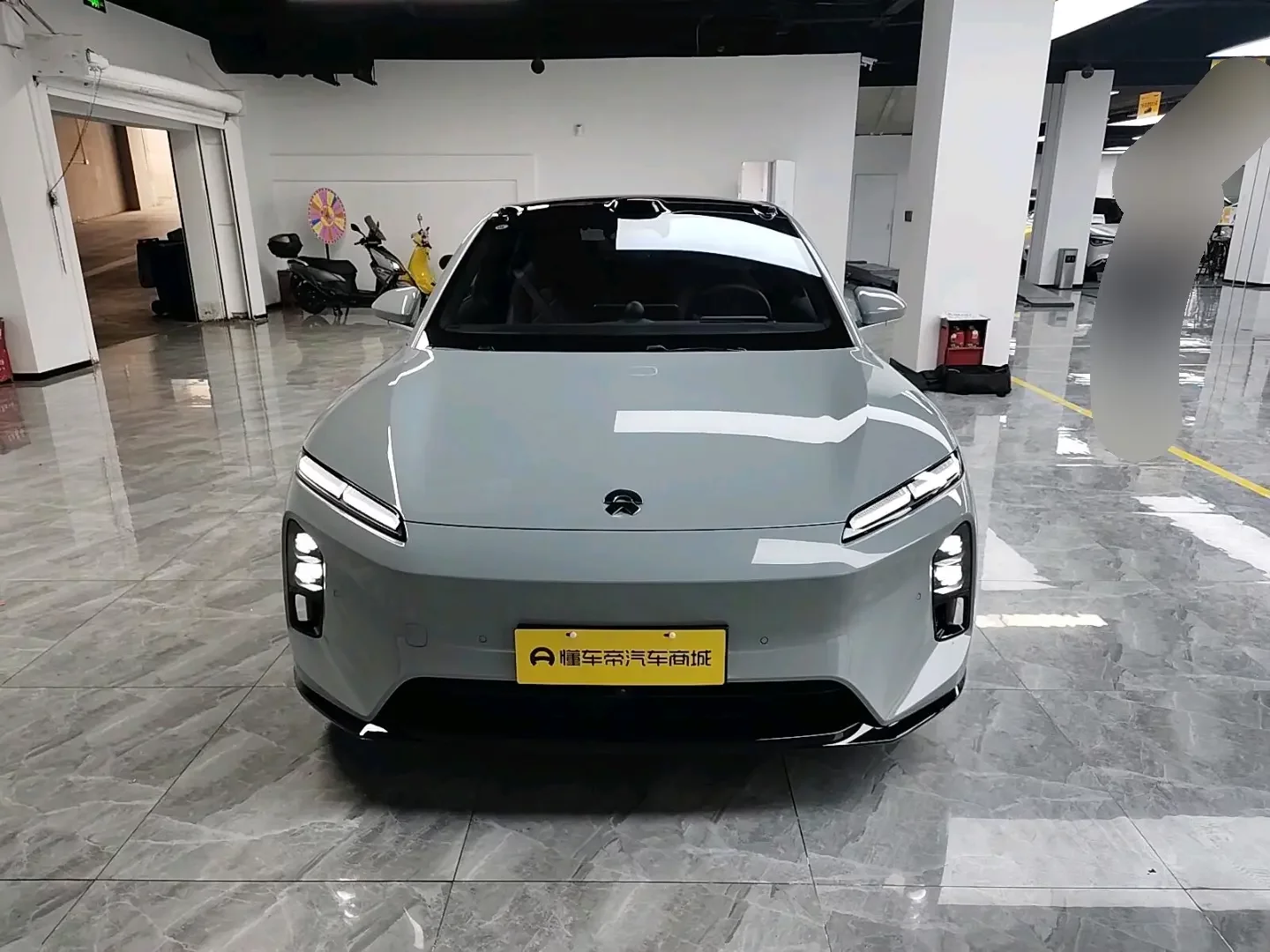 NIO ET5