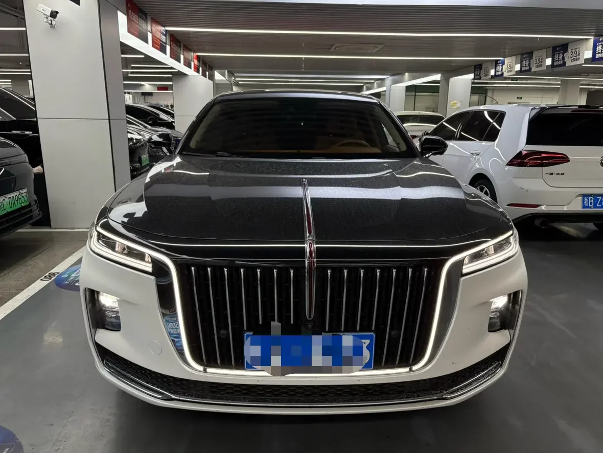 Hongqi H9  из Китая