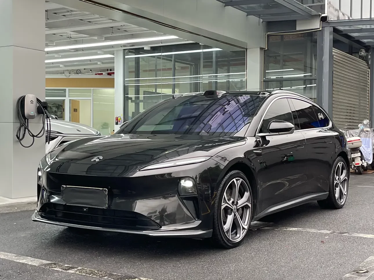 NIO ET5T  из Китая