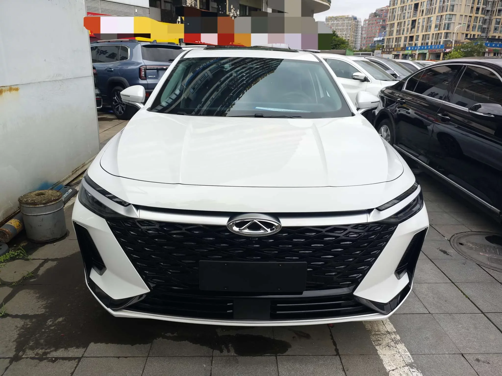 Chery Arrizo 8