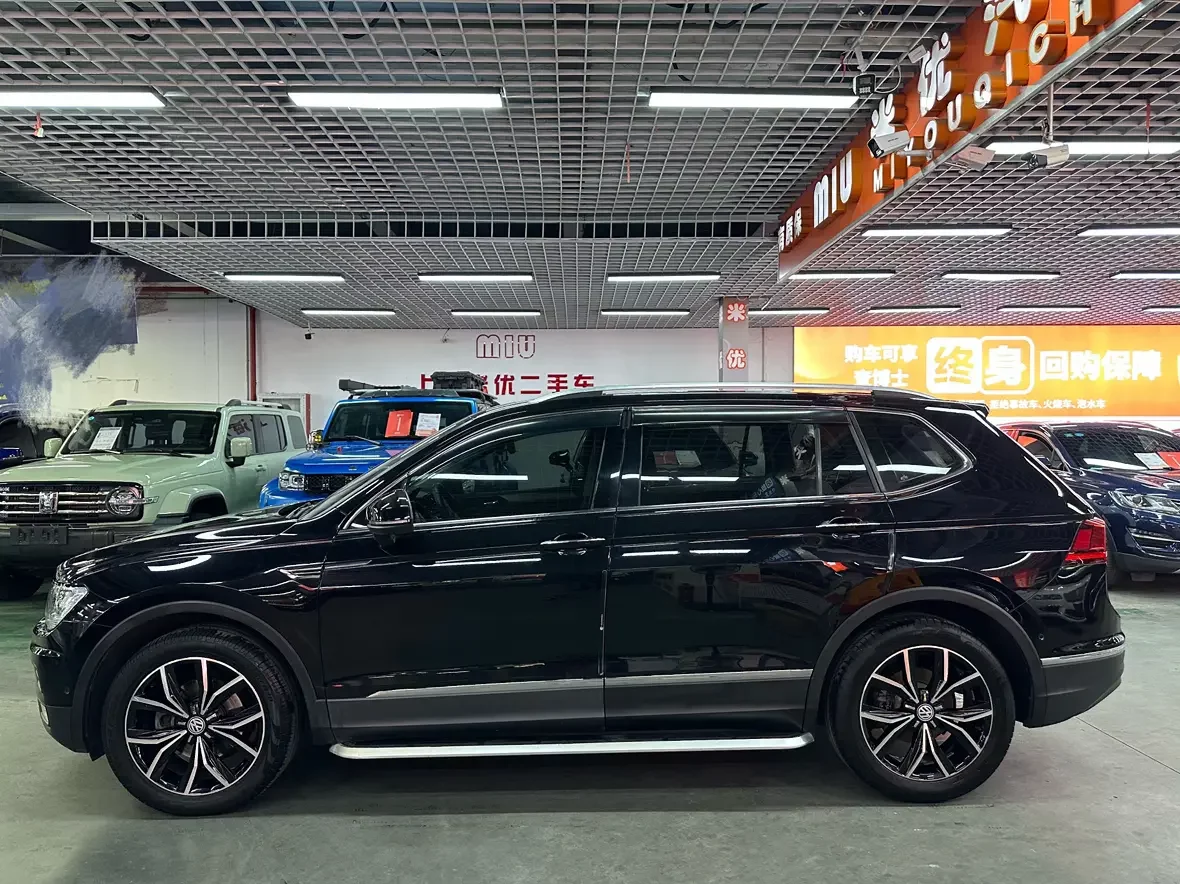 Volkswagen Tiguan L