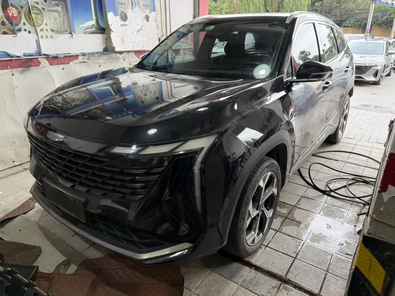 Geely Atlas L