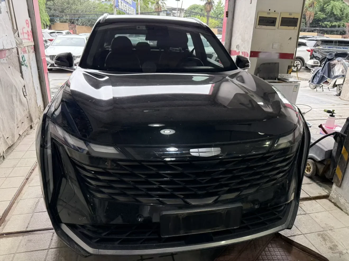 Geely Atlas L