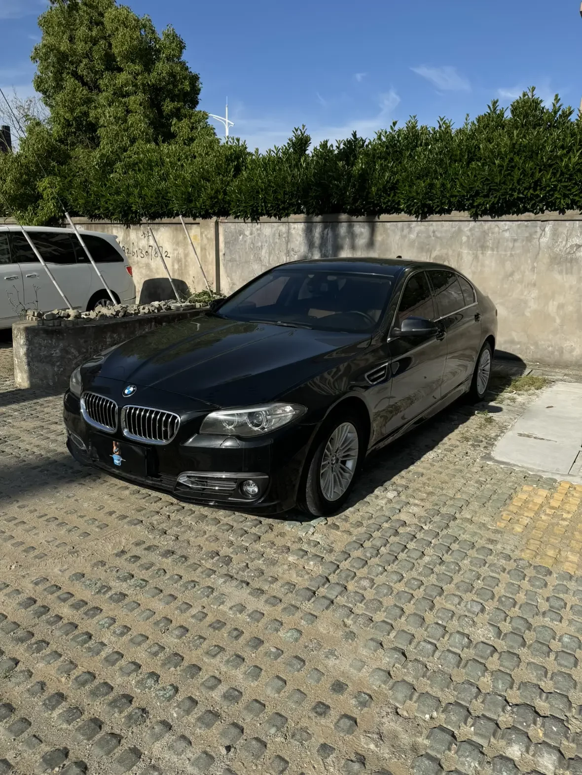BMW 5 Series  из Китая