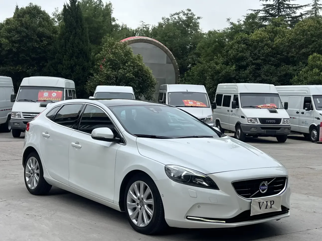 Volvo V40