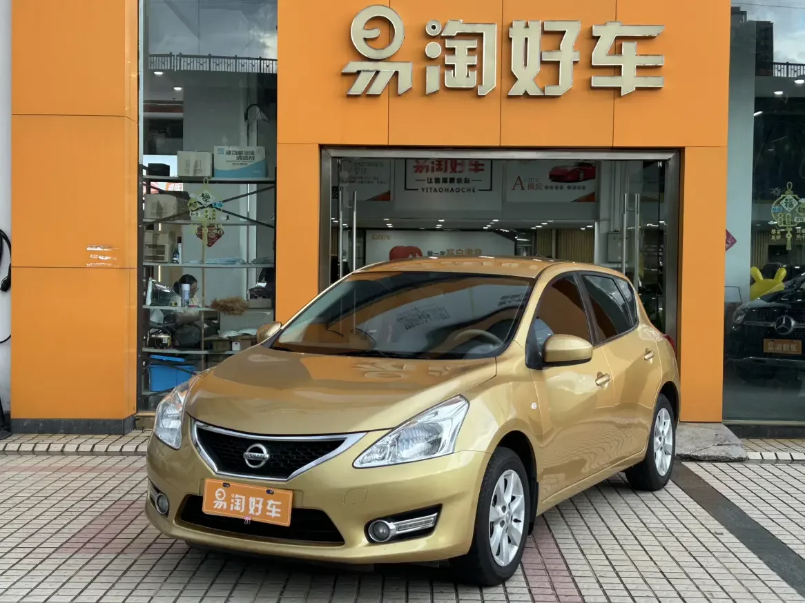 Nissan Tiida  из Китая