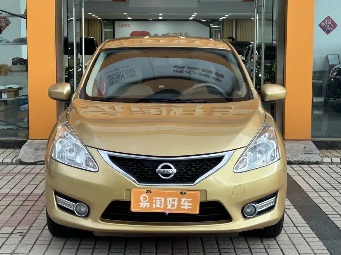 Nissan Tiida  из Китая
