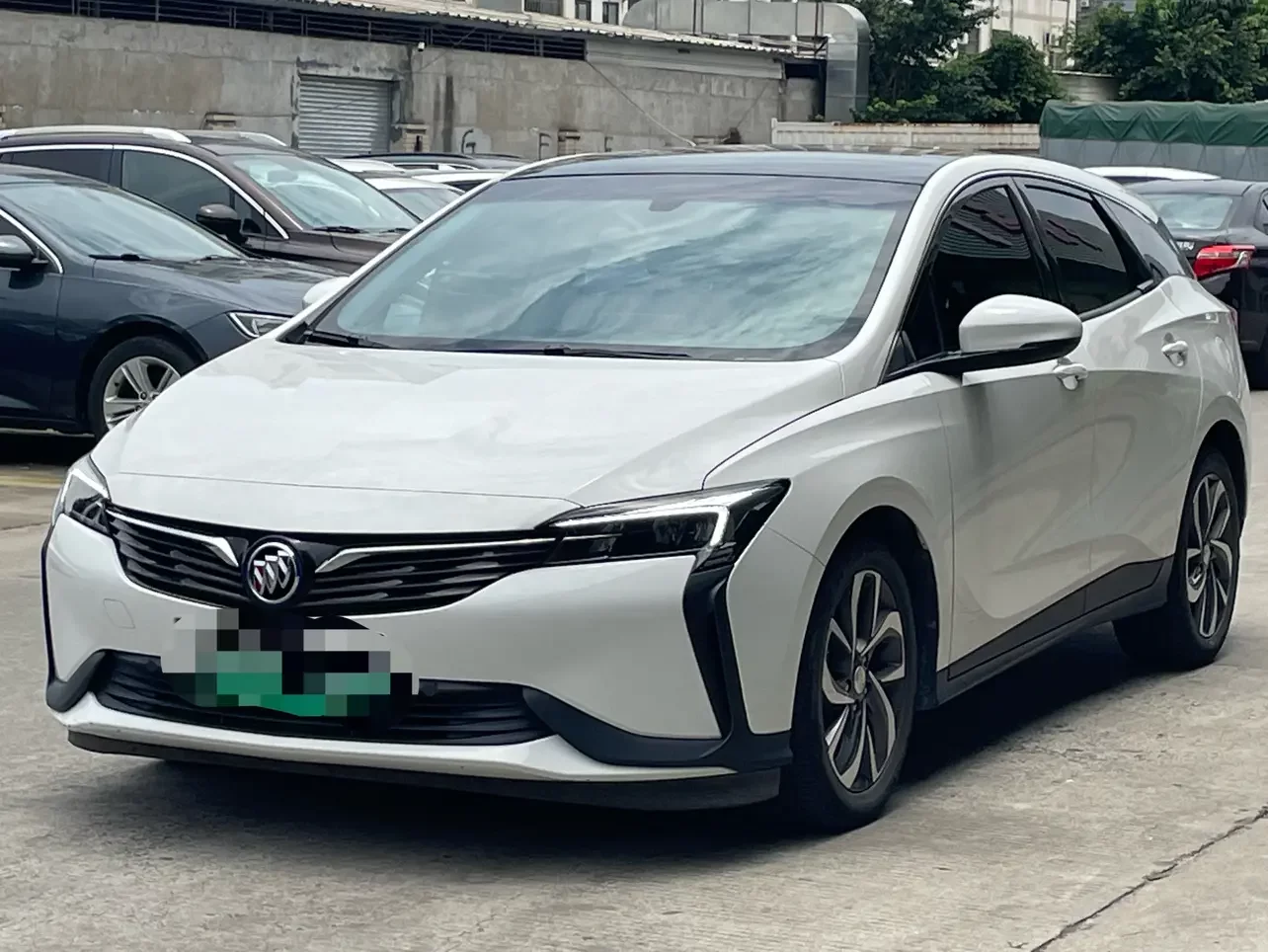 Buick Weilan 6 PHEV