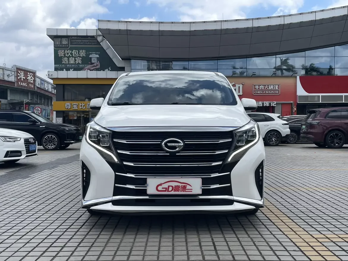 GAC Trumpchi M8  из Китая