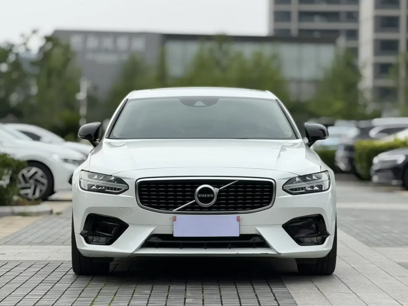 Volvo S90