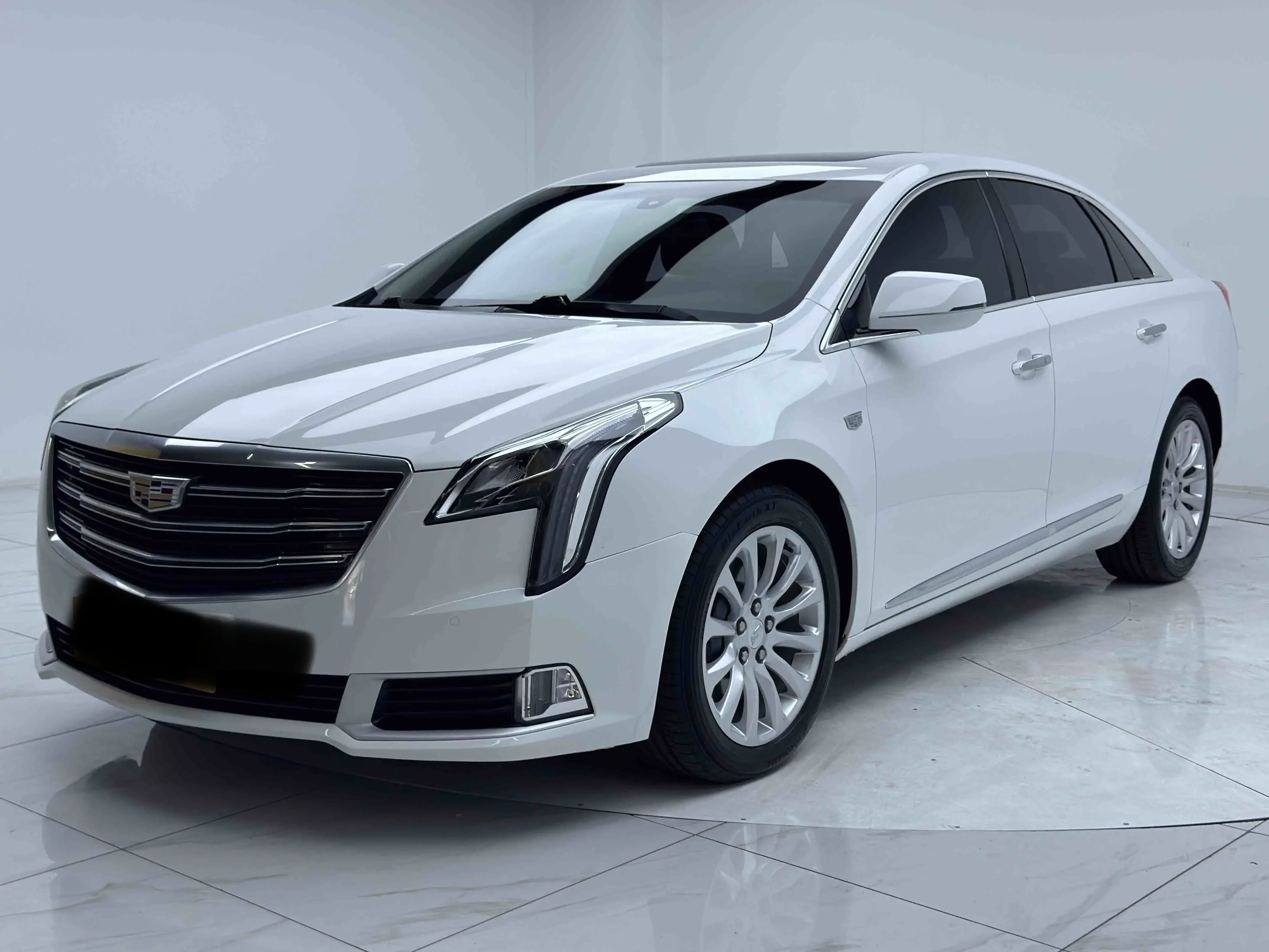 Cadillac XTS  из Китая