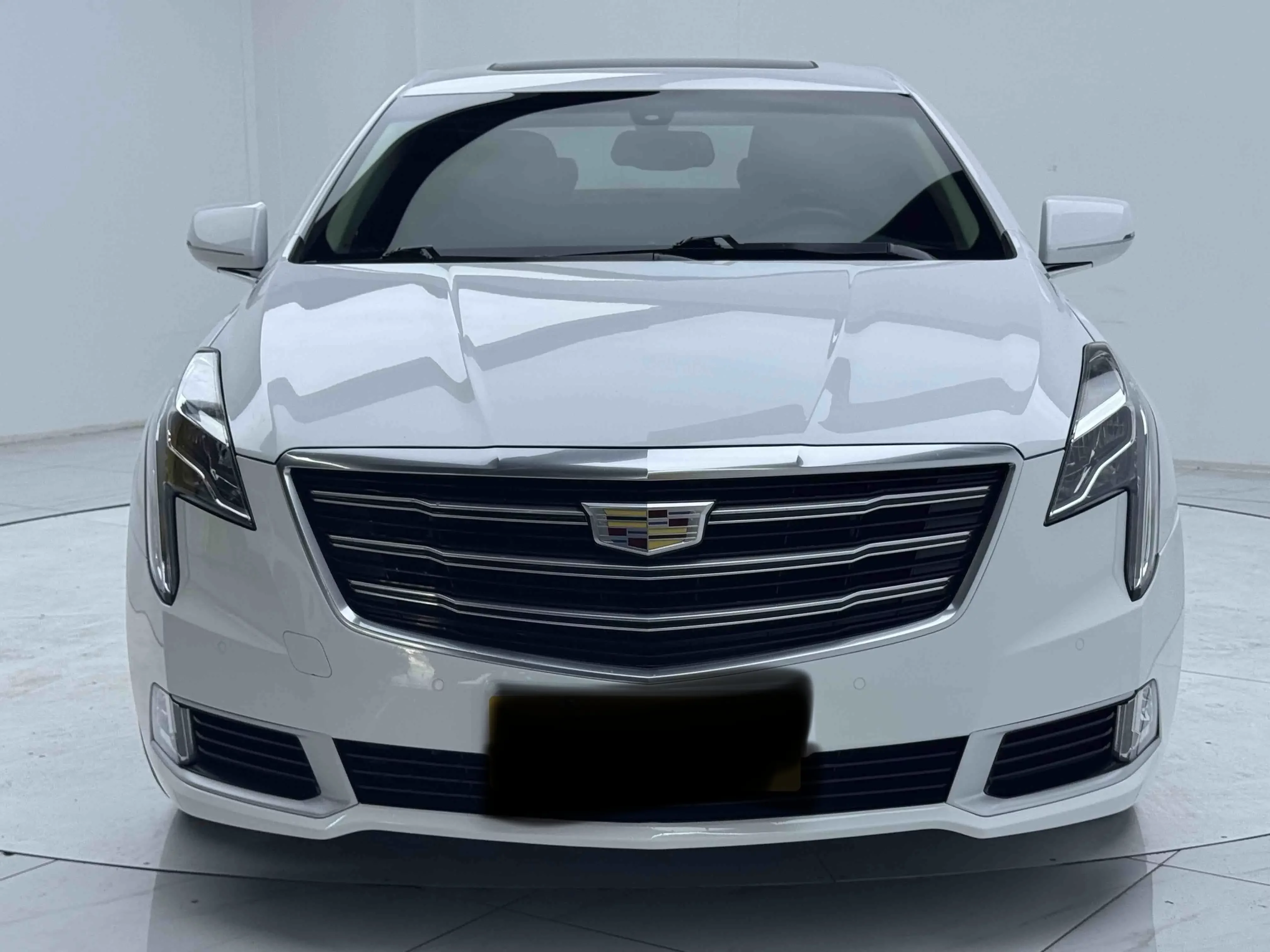 Cadillac XTS  из Китая