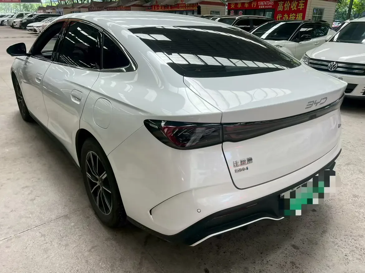 BYD Seal 06DM