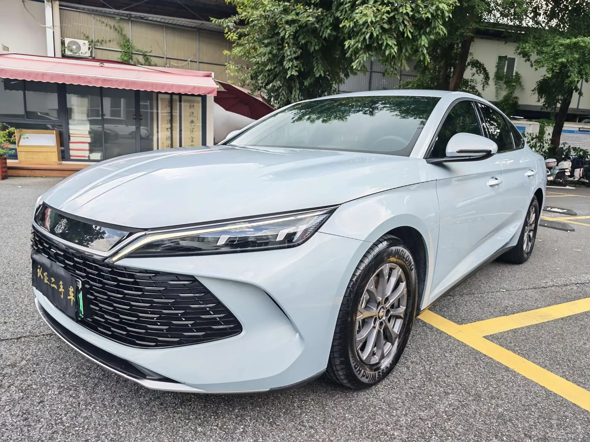 BYD Qin L DM