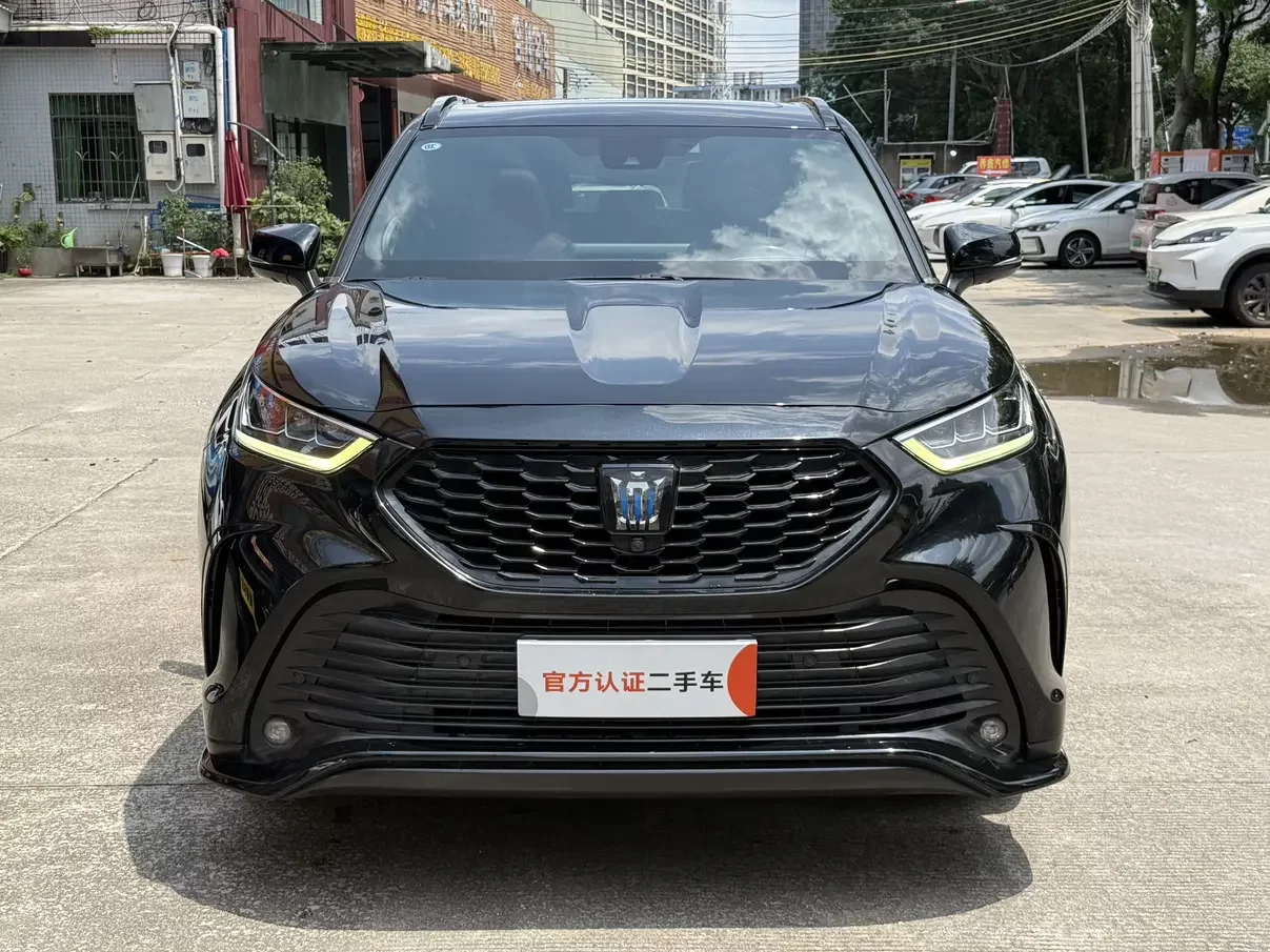 Toyota Crown Kluger