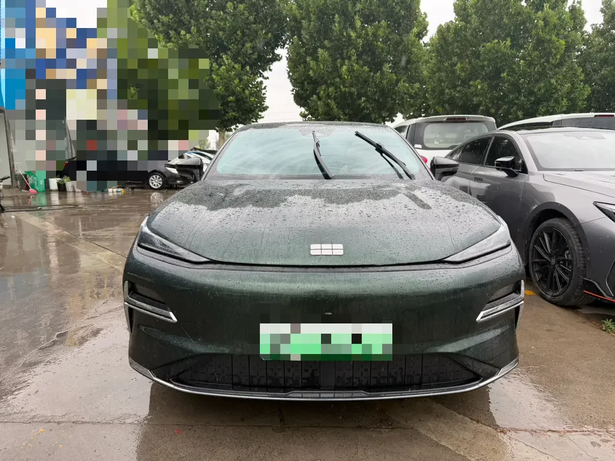 Geely Galaxy Star 8 PHEV