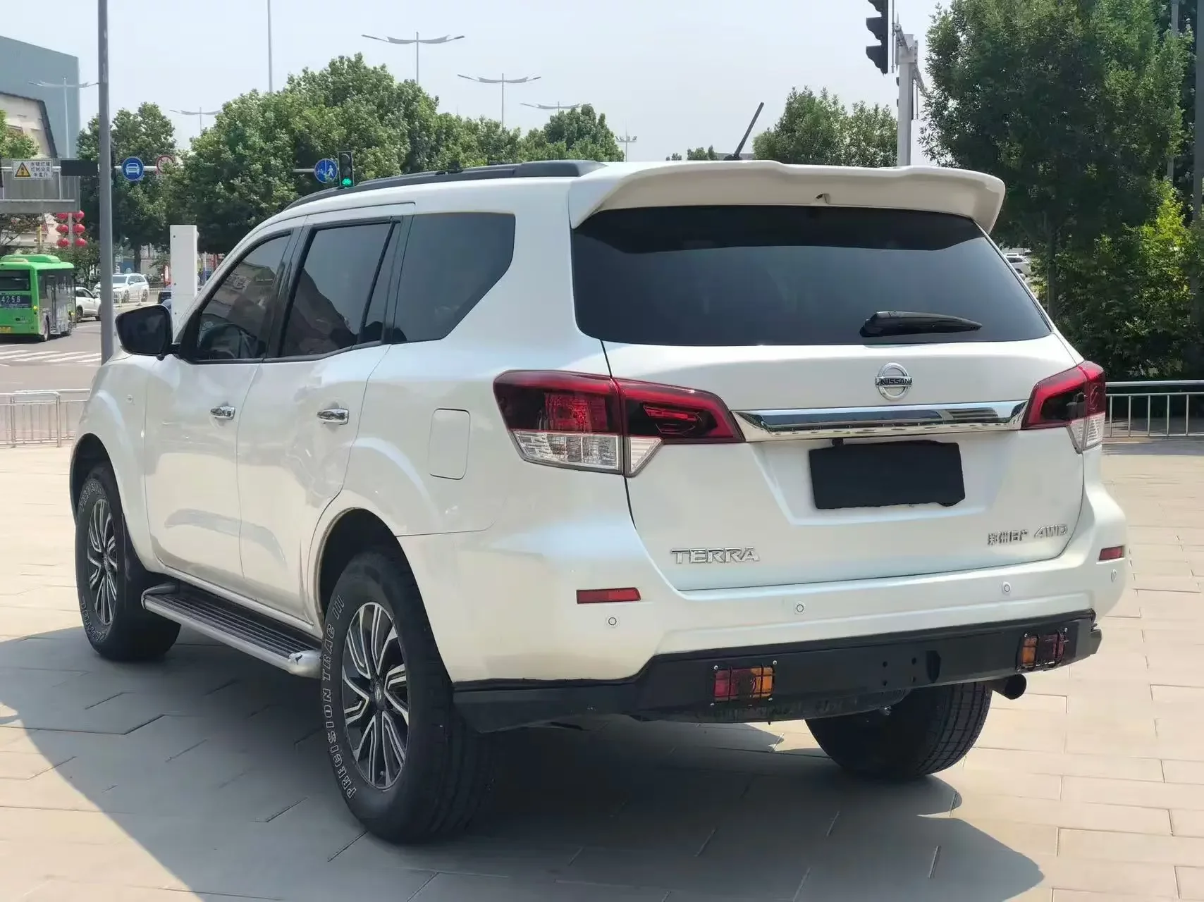 Nissan Tuda