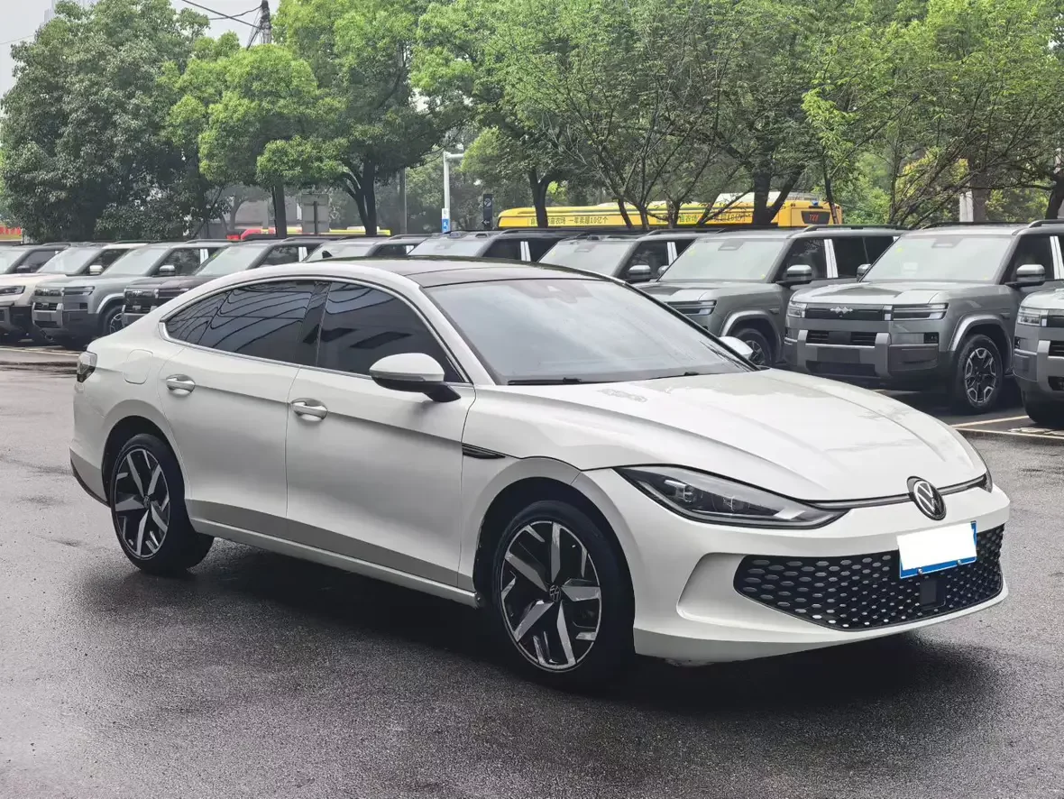 Volkswagen Lamando