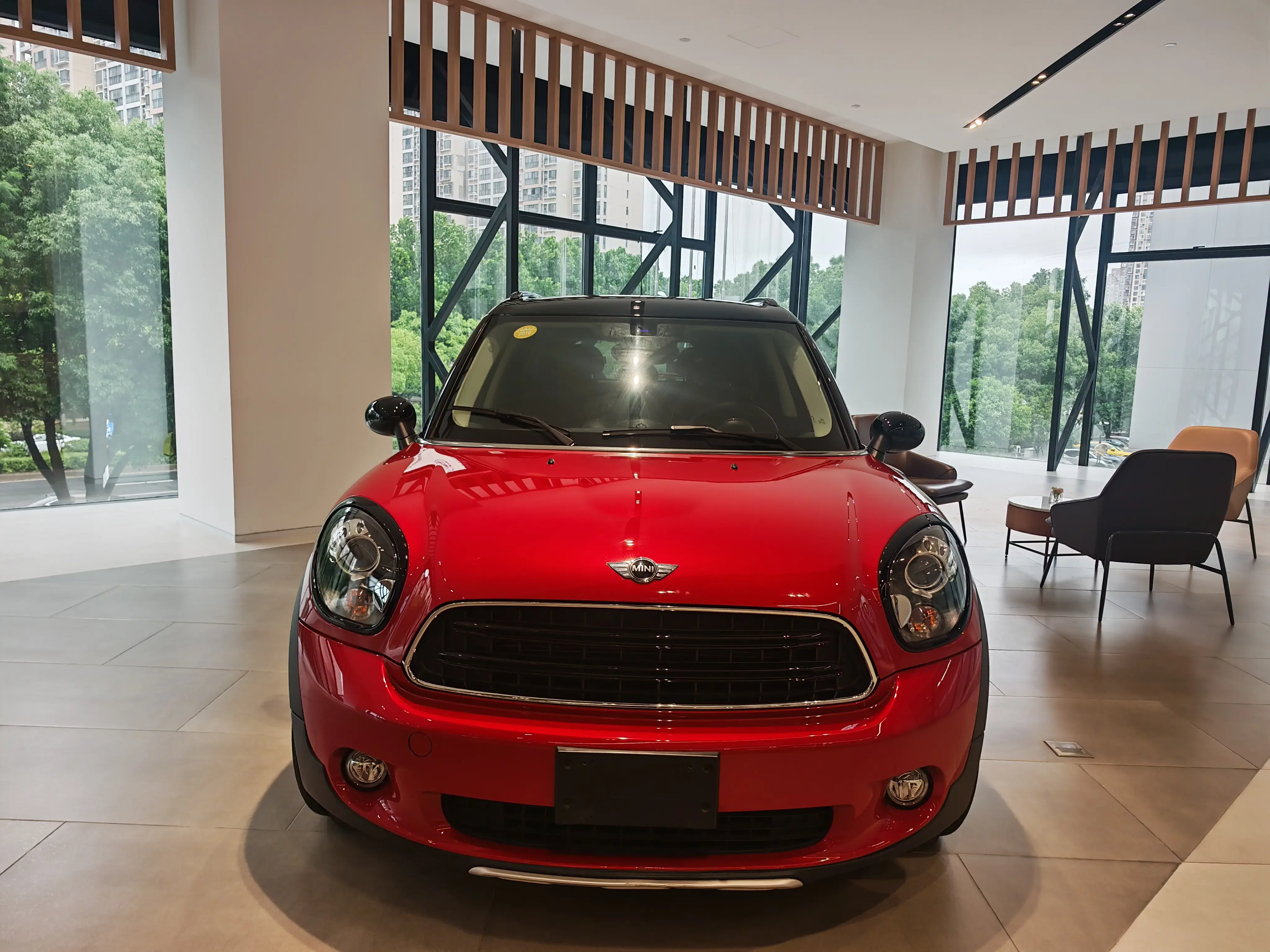MINI COUNTRYMAN