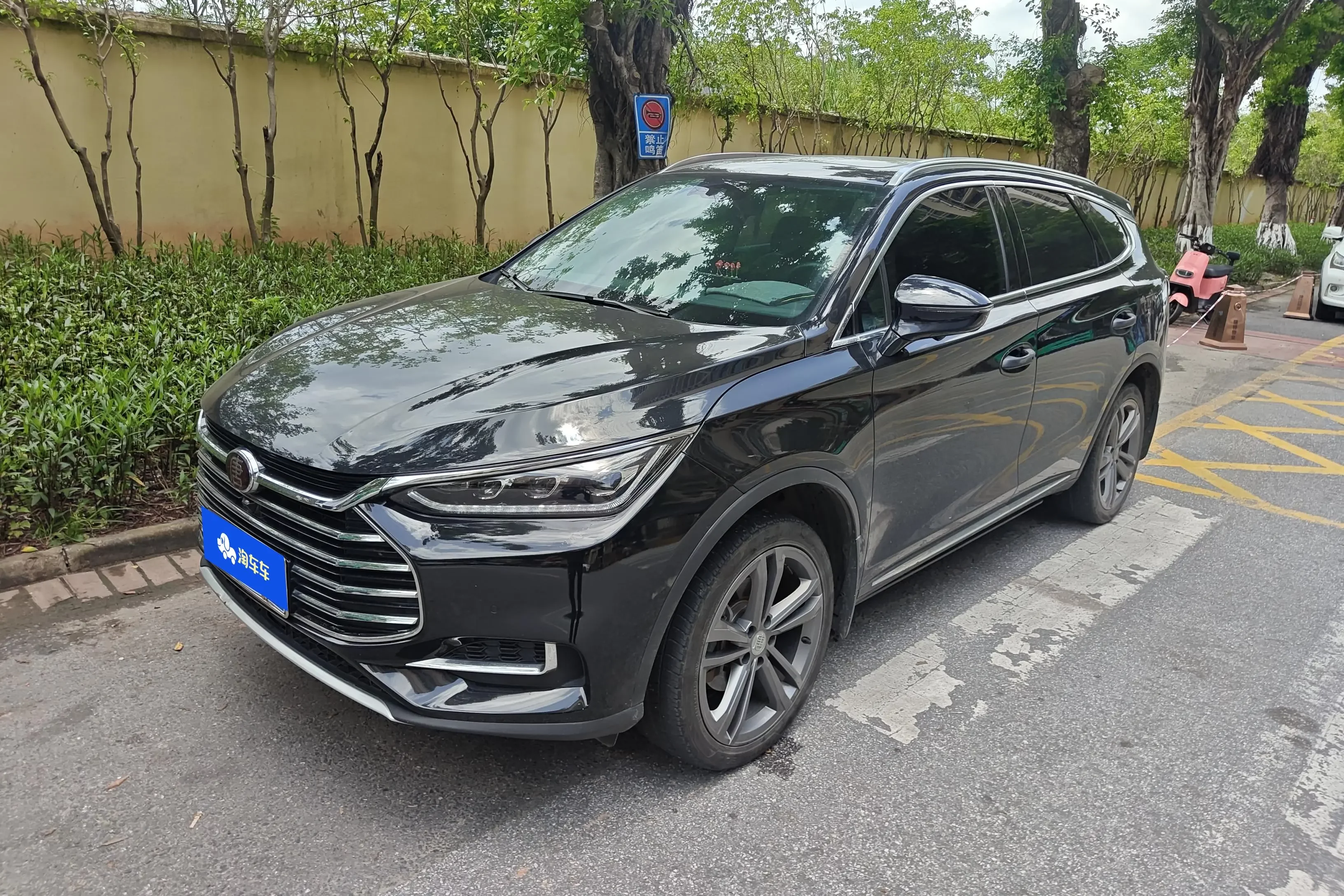 BYD Tang