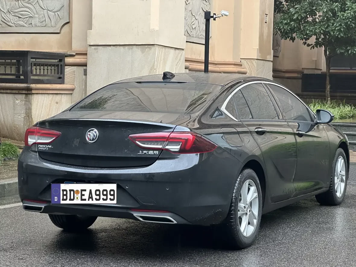 Buick Majesty