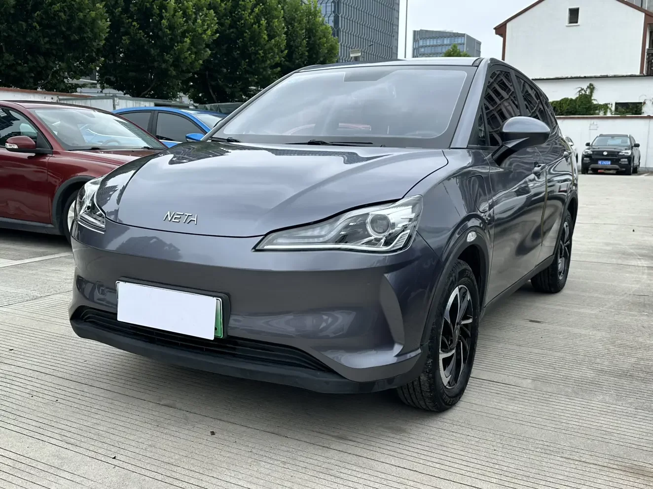 NETA Nezha V
