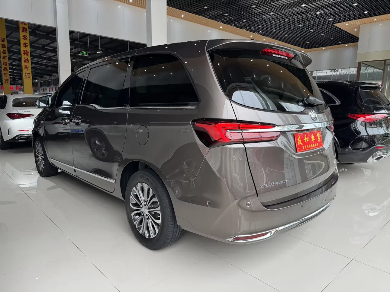 Buick GL8