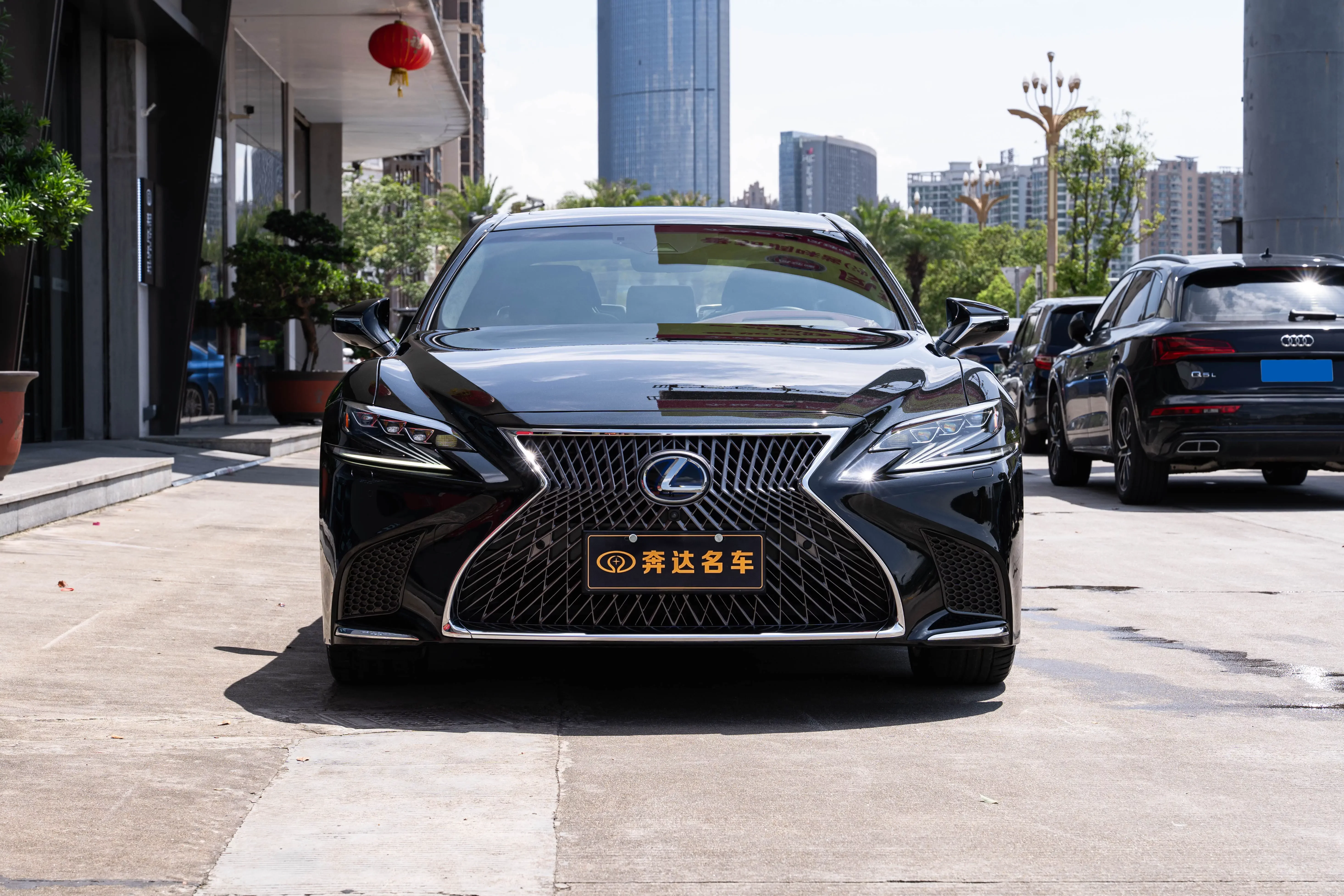 Lexus LS