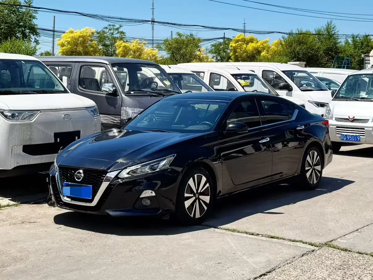 Nissan Altima (Teana)  из Китая