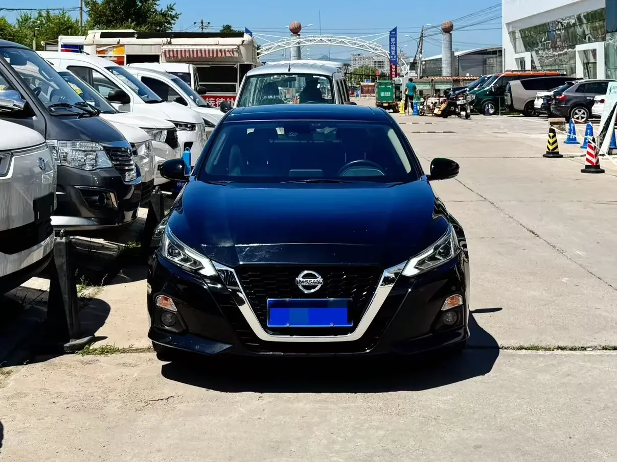 Nissan Altima (Teana)  из Китая