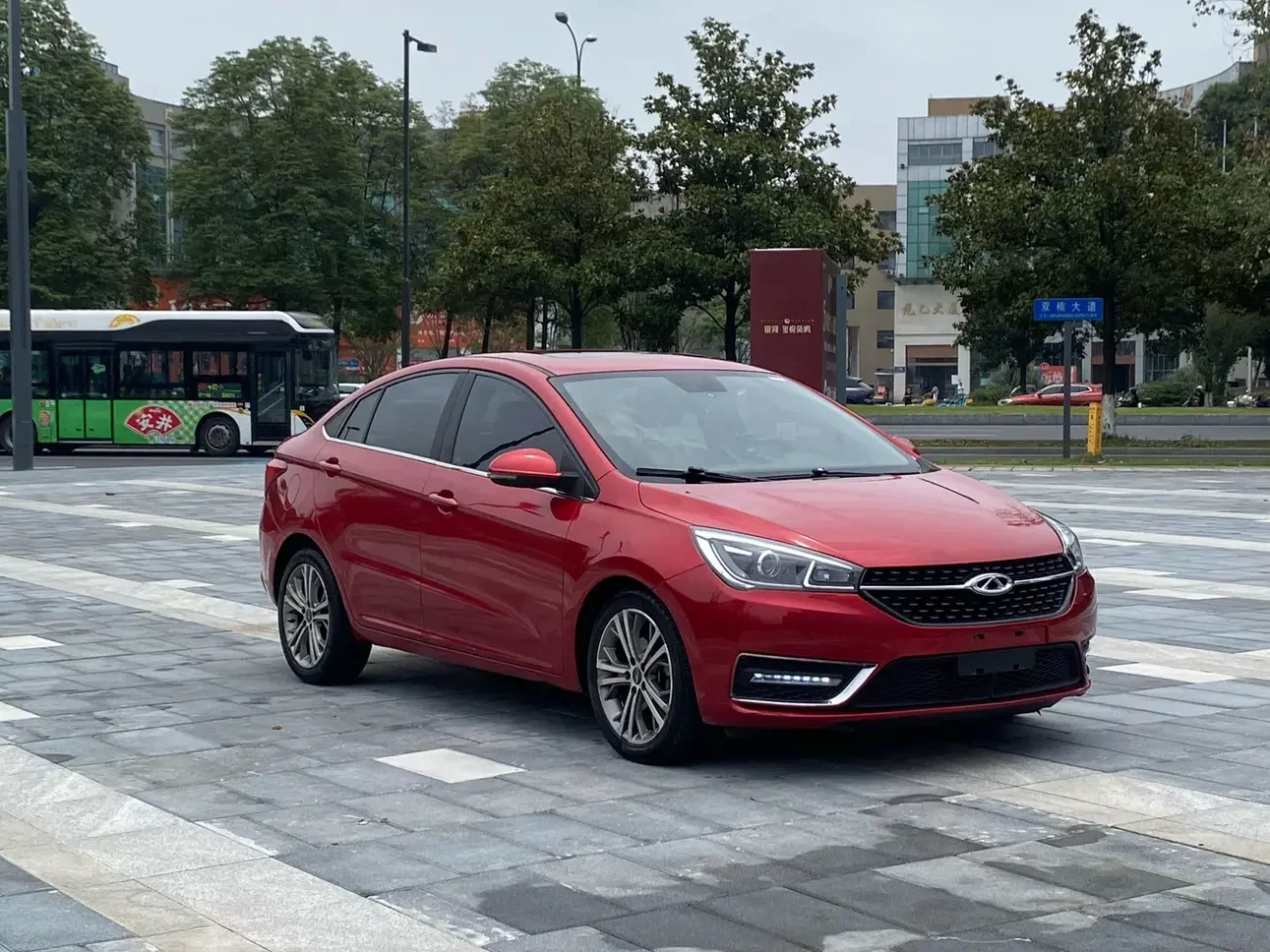 Chery Arrizo 5