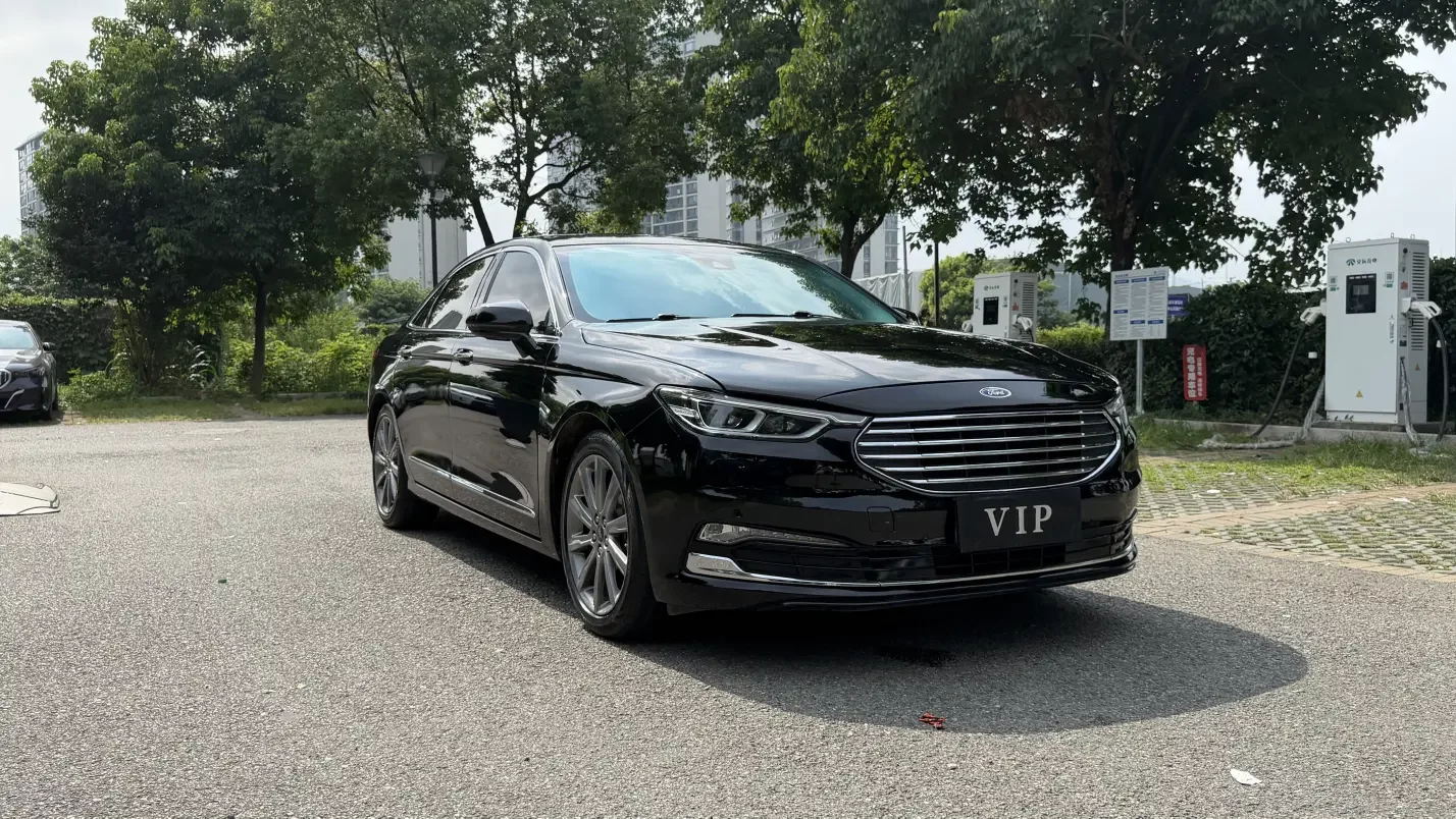 Ford Taurus