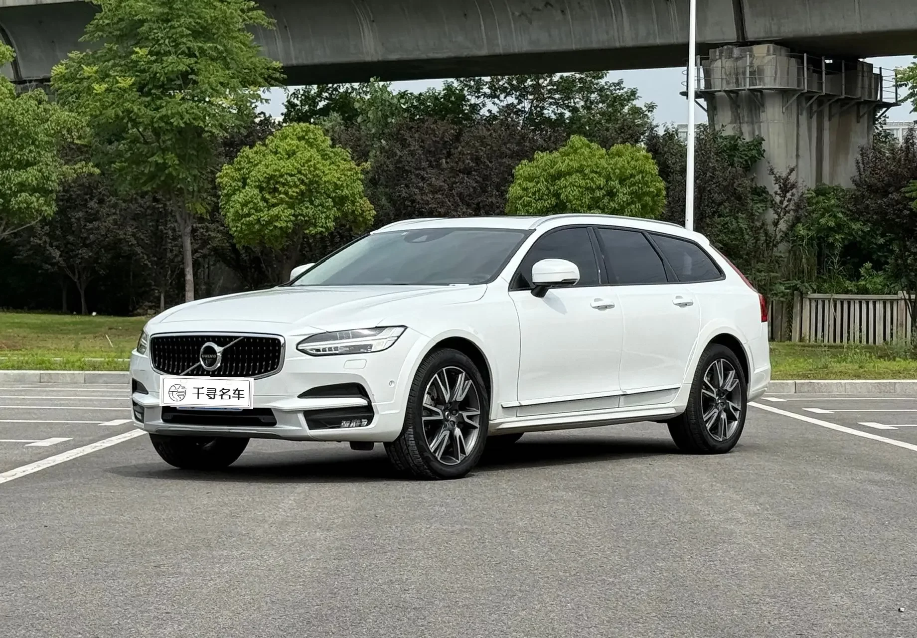 Volvo V90