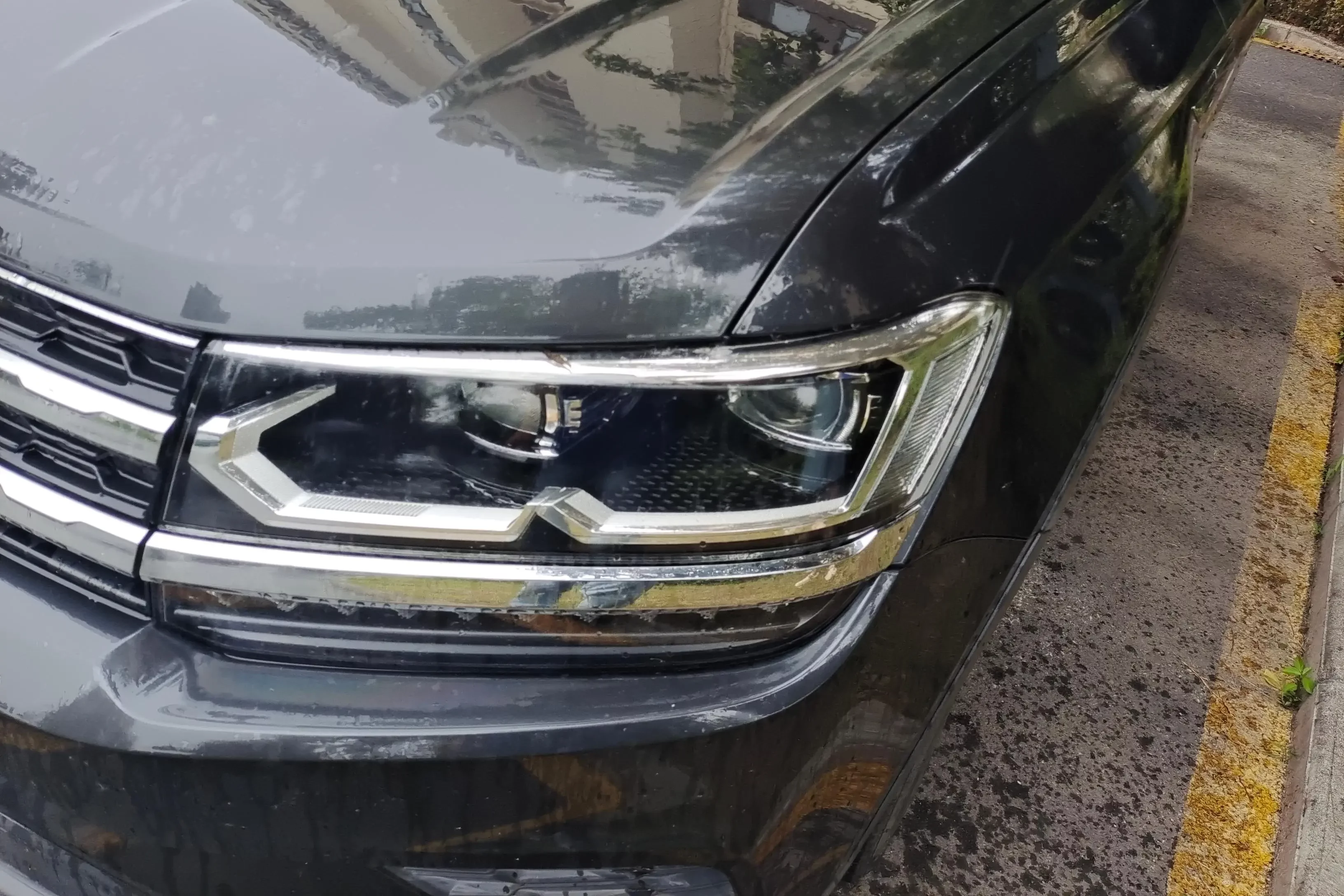 Volkswagen Tharu