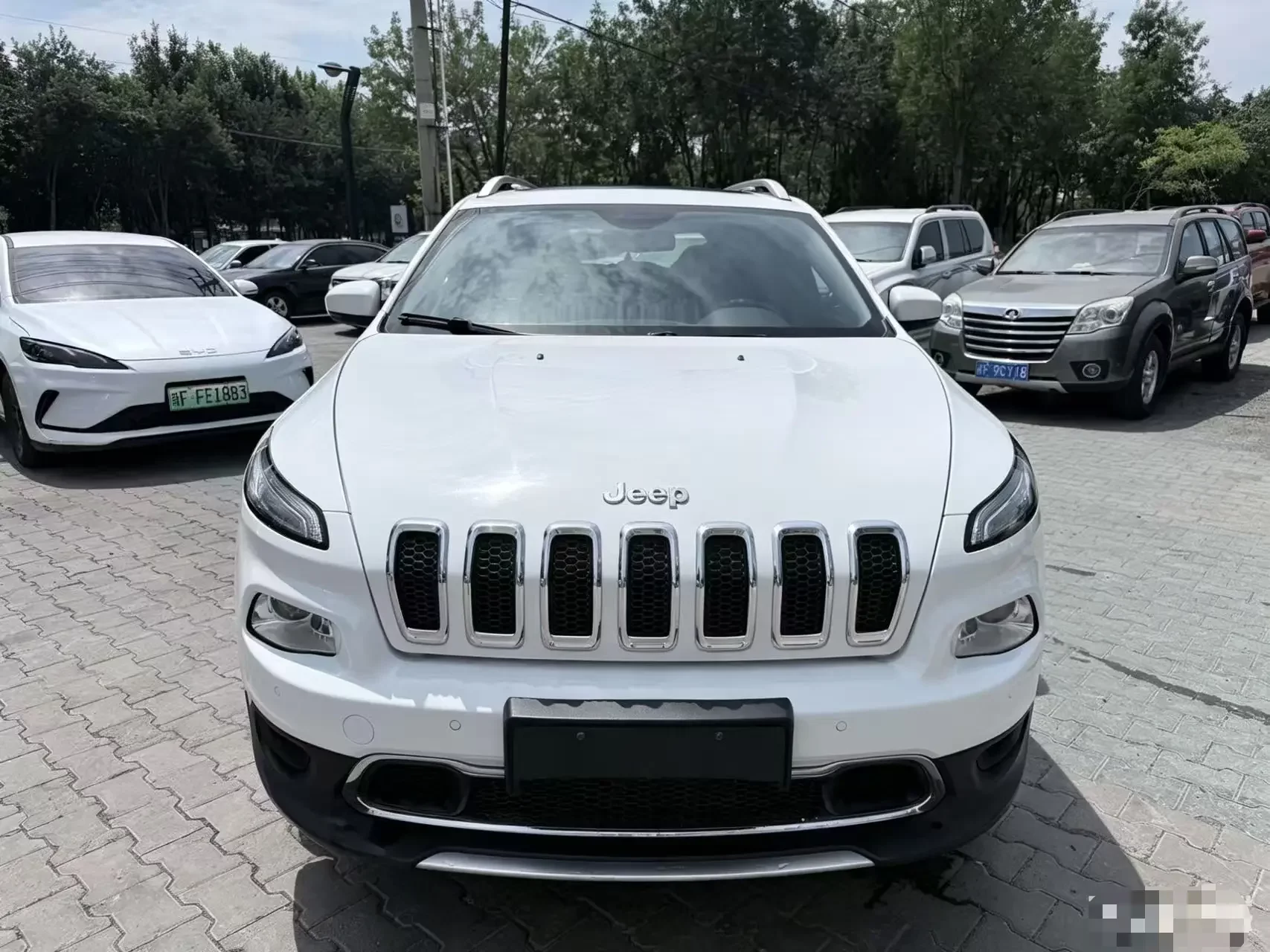 Jeep Cherokee  из Китая