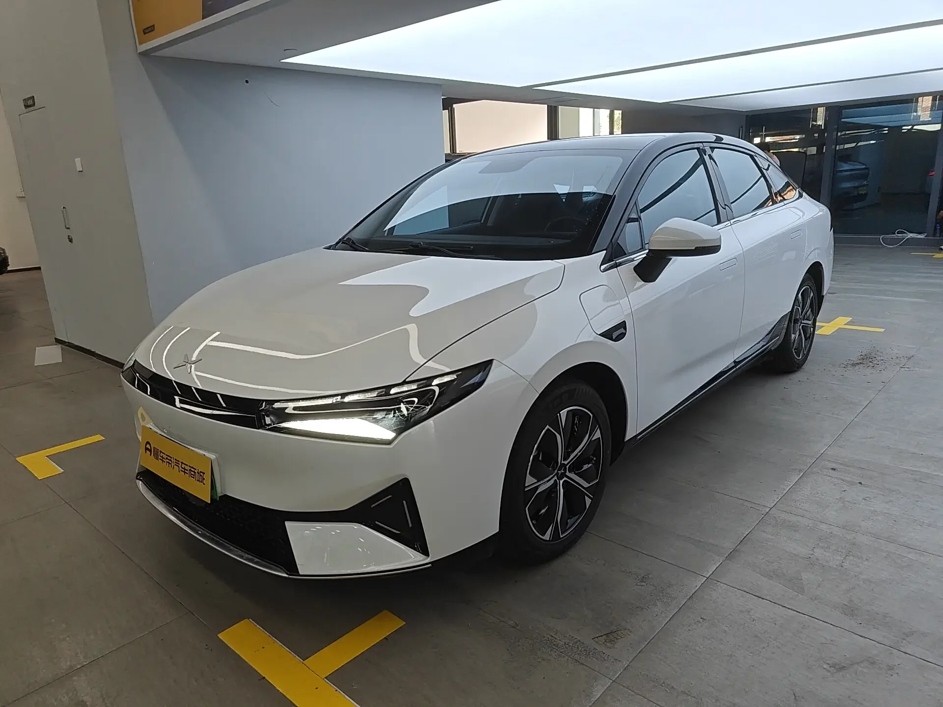 Xpeng P5