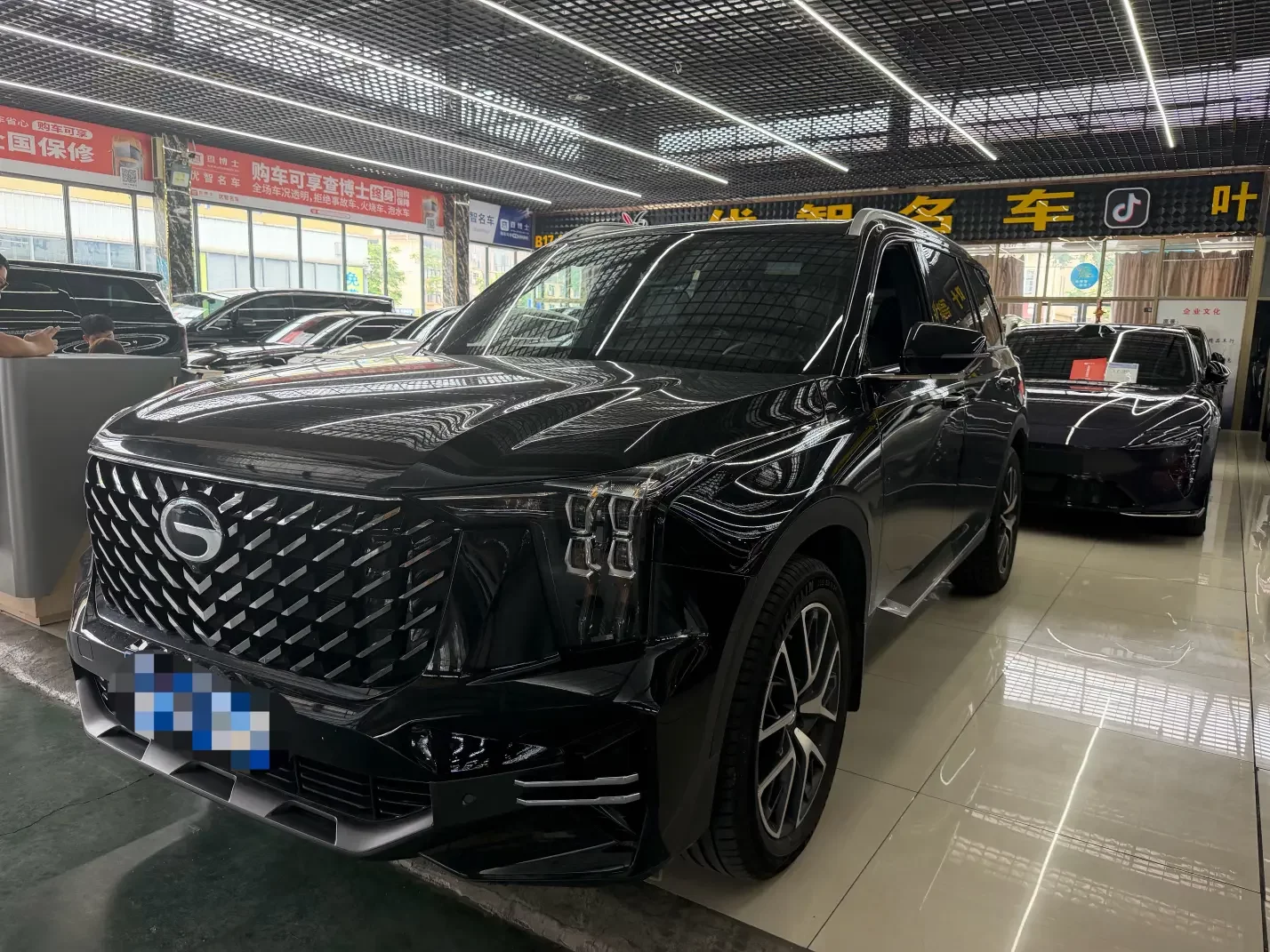 GAC Trumpchi GS8