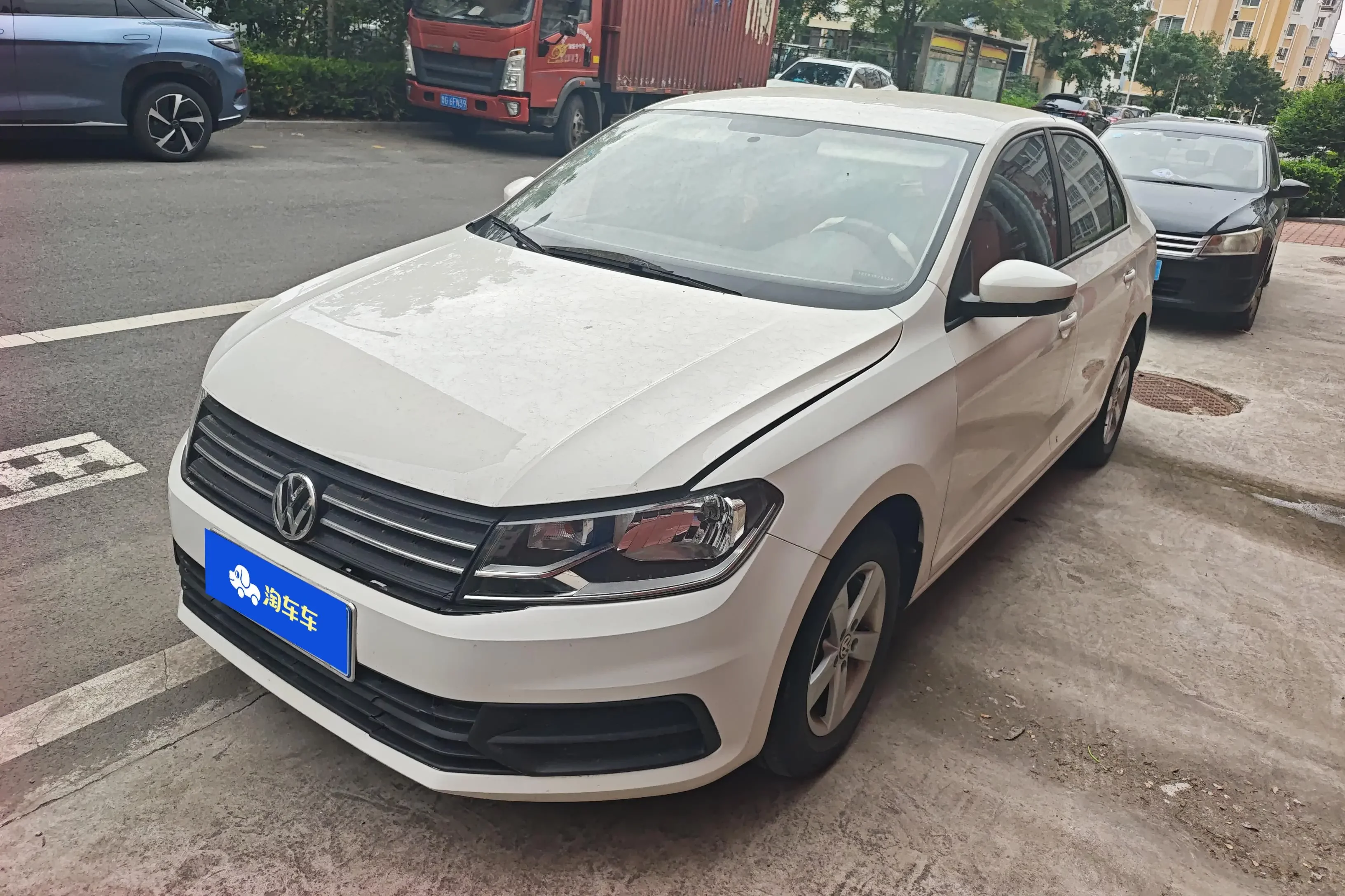 Volkswagen Santana  из Китая