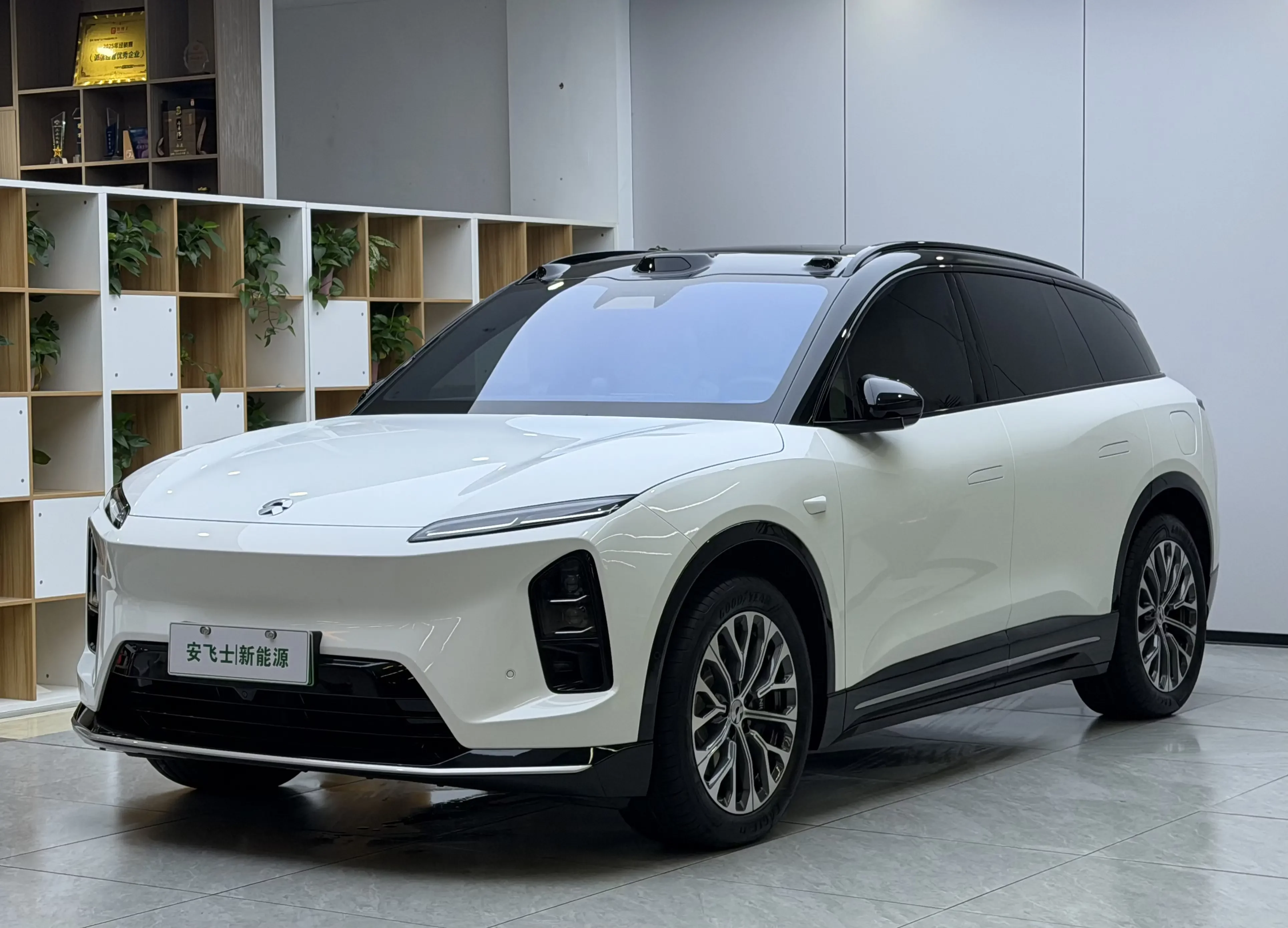 NIO ES6  из Китая