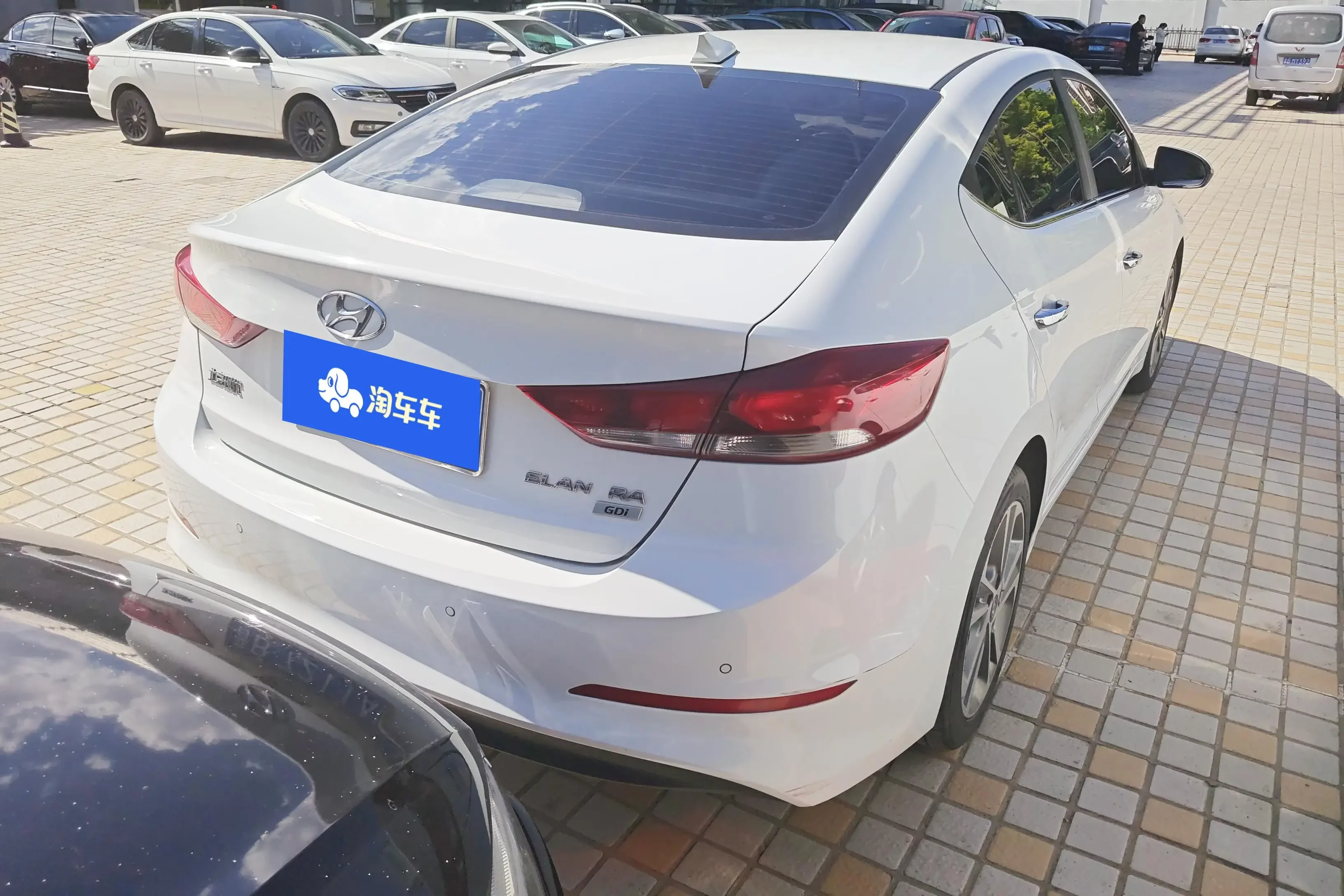 Hyundai lead